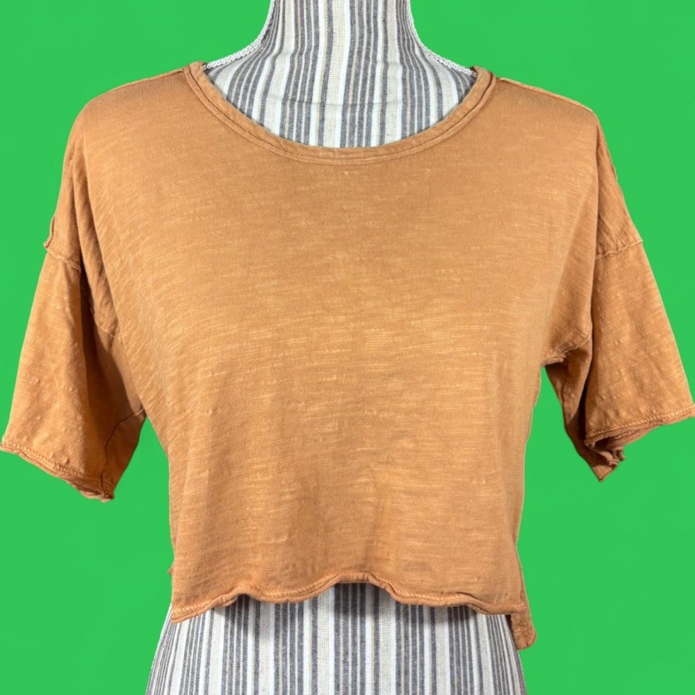 Pilcro Xxs harvest gold colored short sleeve crop top